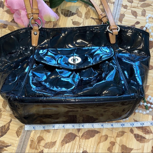 Coach Purse - Picture 10 of 11